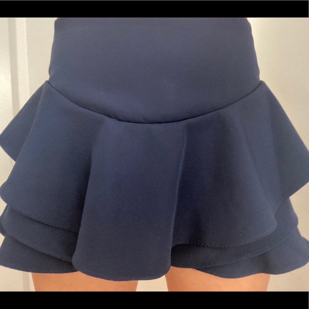 High waisted navy blue skort